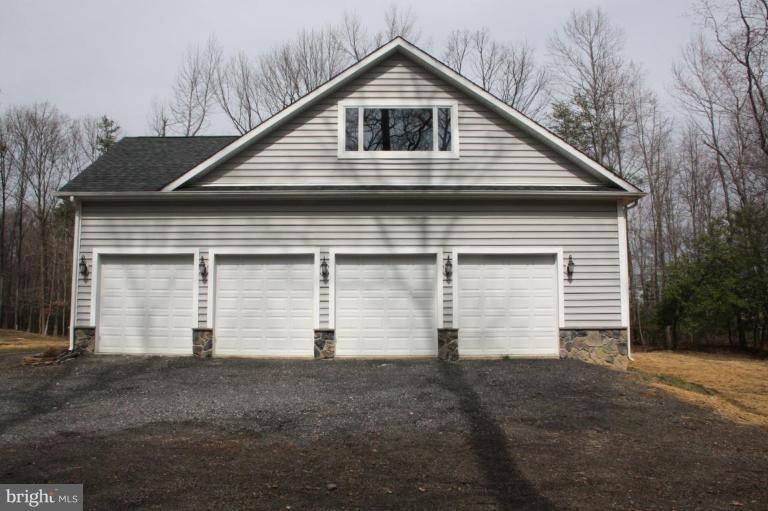 Garage 1