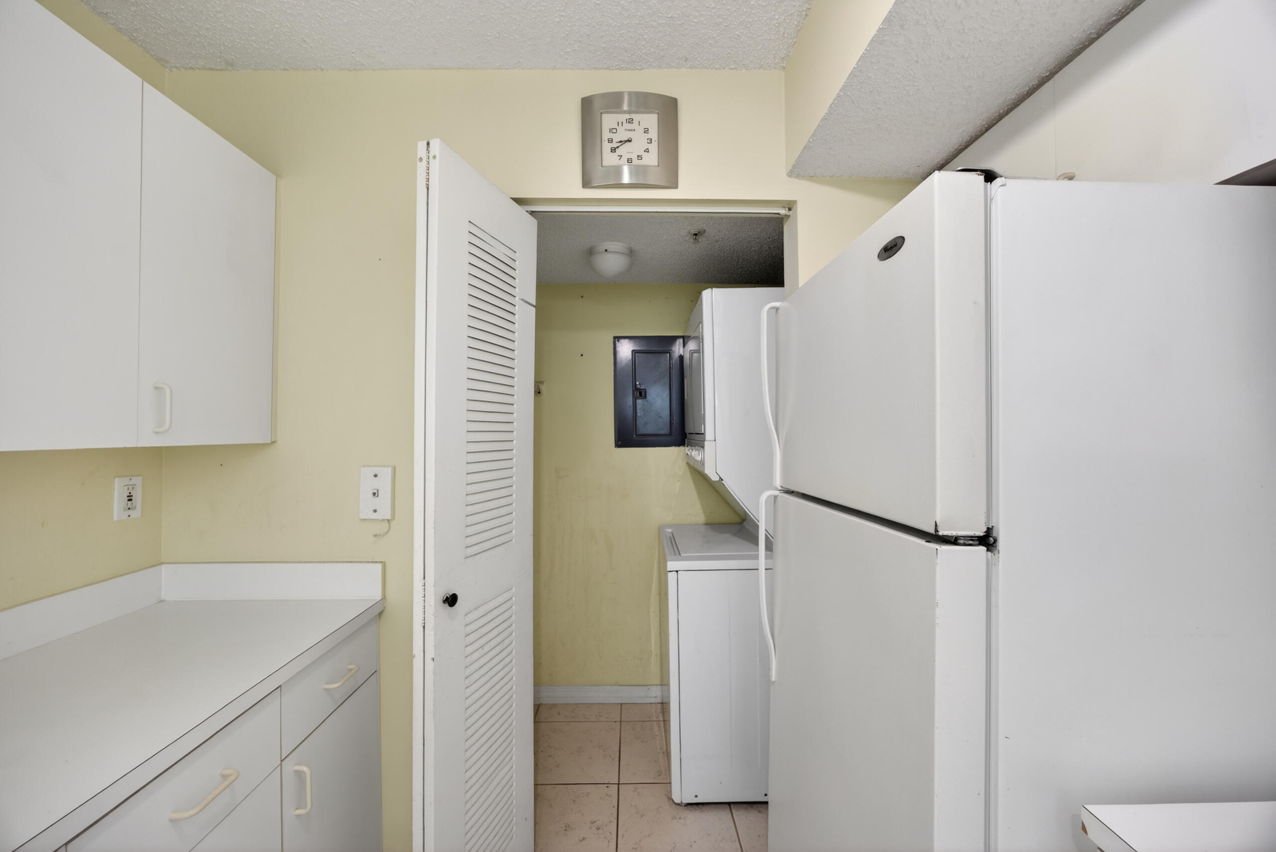 3844 Lyons Road, Unit 1014 Pompano Beach, FL 33073 - Photo 19 of 40 3844 Lyons Rd #101_Pics_19_Arturo Ruesta