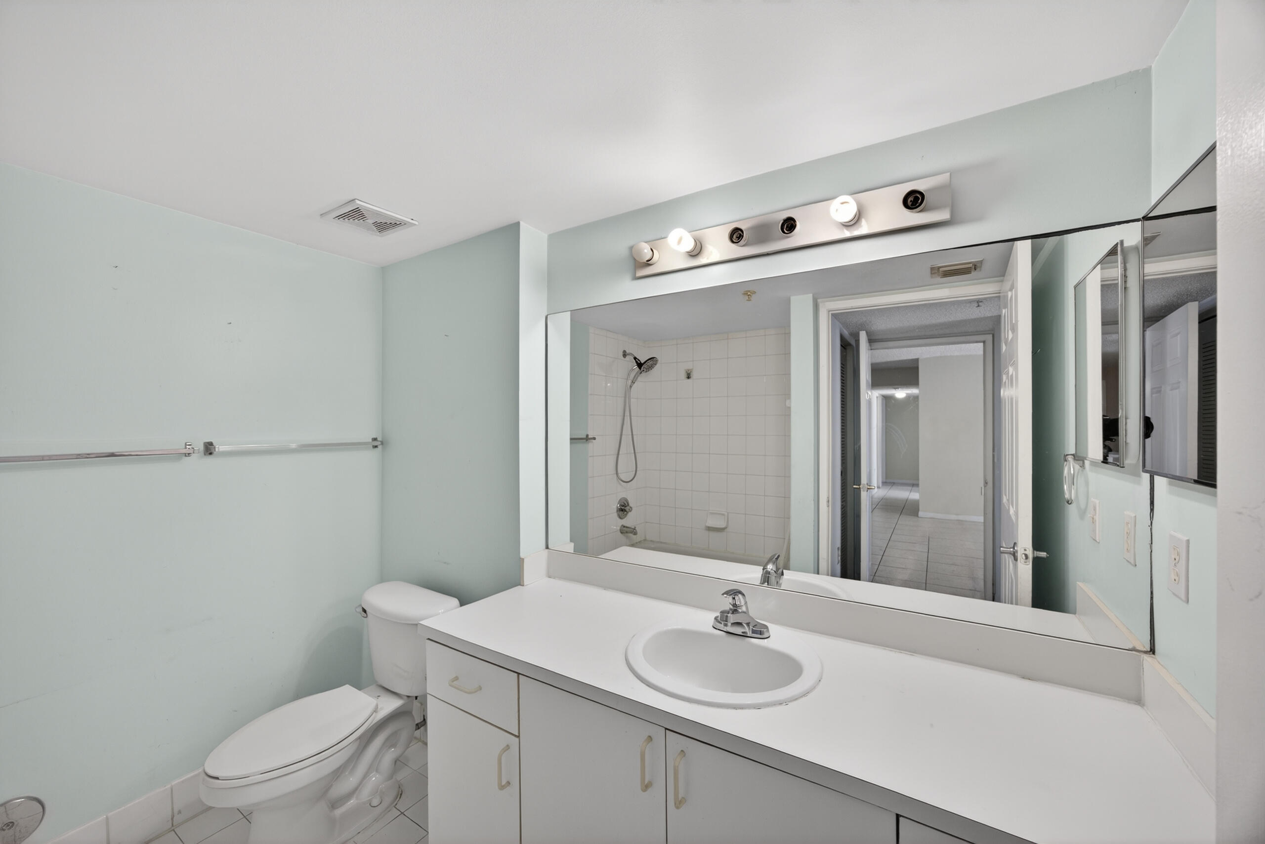 3844 Lyons Road, Unit 1014 Pompano Beach, FL 33073 - Photo 26 of 40 3844 Lyons Rd #101_Pics_26_Arturo Ruesta