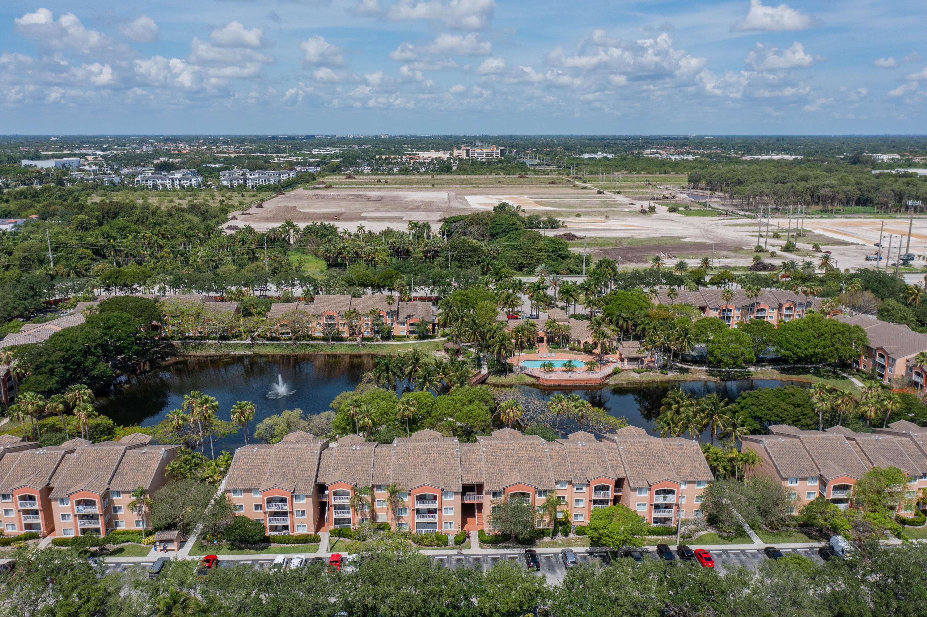 3844 Lyons Road, Unit 1014 Pompano Beach, FL 33073 - Photo 3 of 40 3844 Lyons Rd #101_Pics_03_Arturo Ruesta