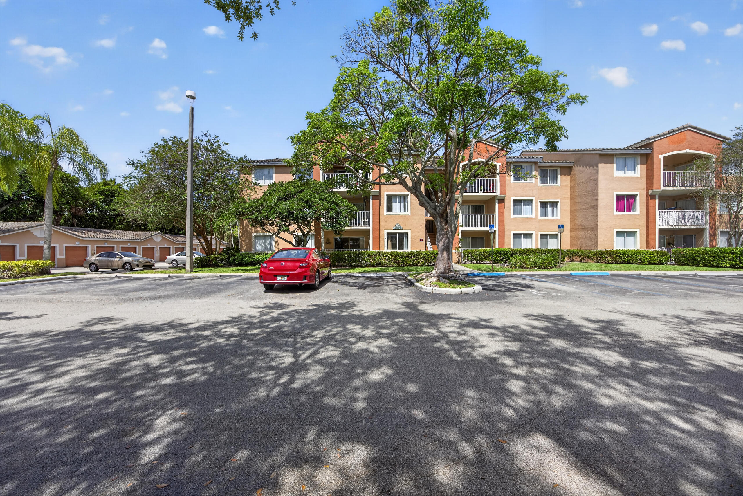 3844 Lyons Road, Unit 1014 Pompano Beach, FL 33073 - Photo 37 of 40 3844 Lyons Rd #101_Pics_37_Arturo Ruesta