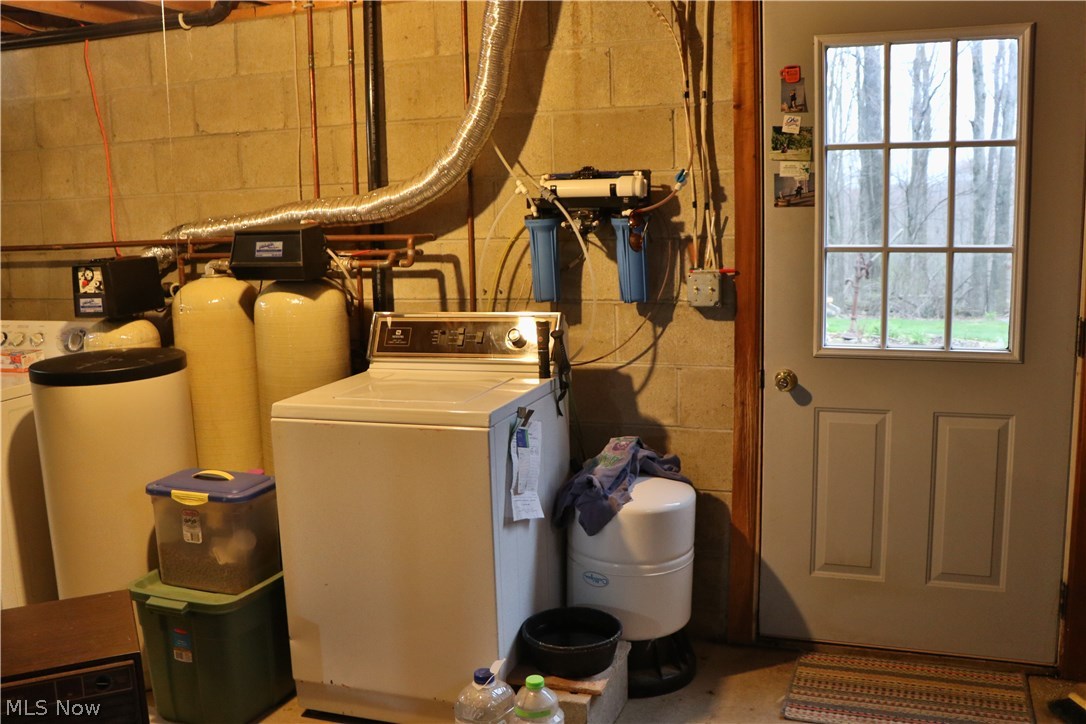 8475 Chestnut Ridge Road Northwest Beach City, OH 44608 - Photo 34 of 35 Gallery Image 34