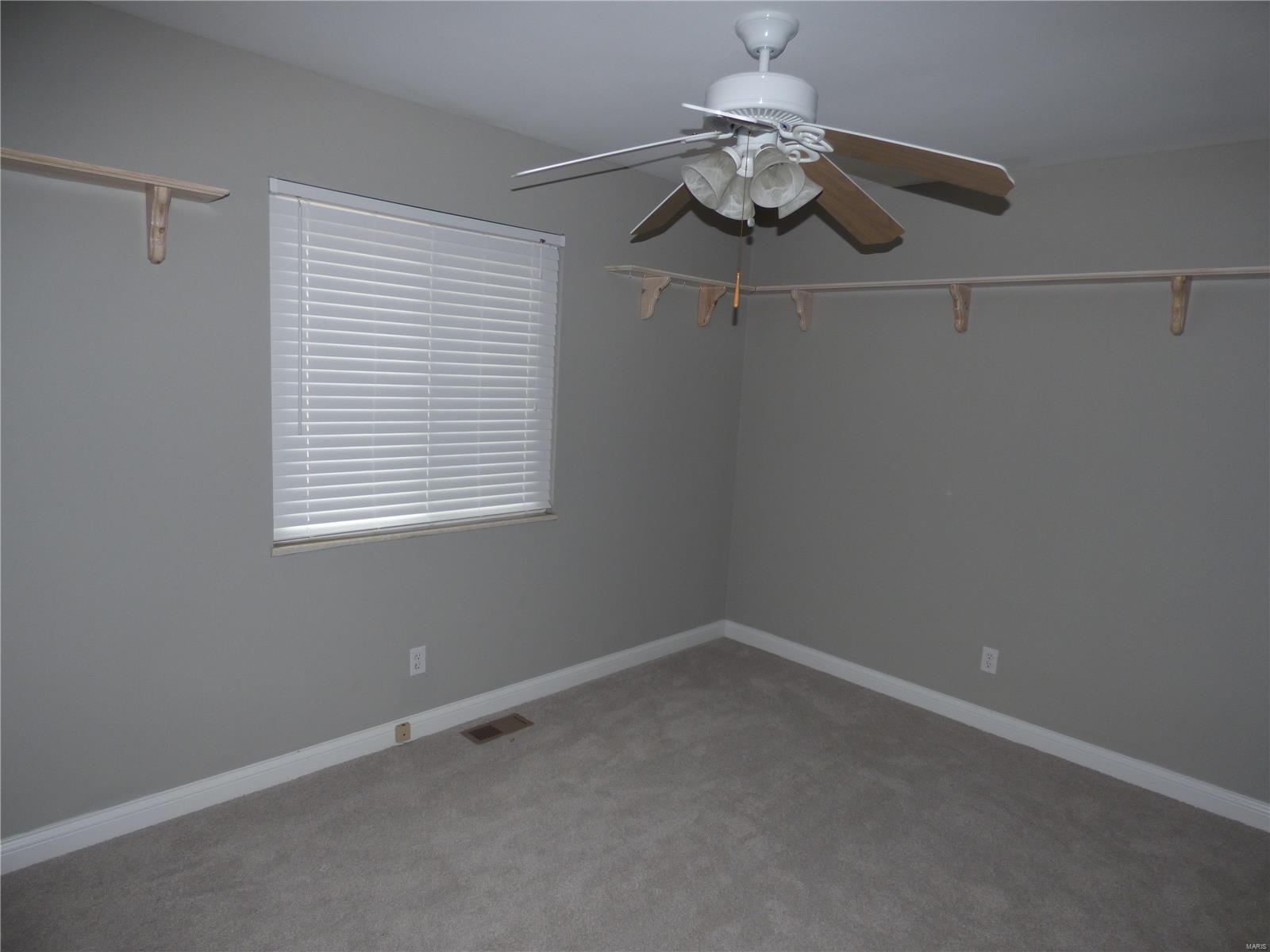 601 Rustic Valley Drive Ballwin, MO 63021 - Photo 14 of 20