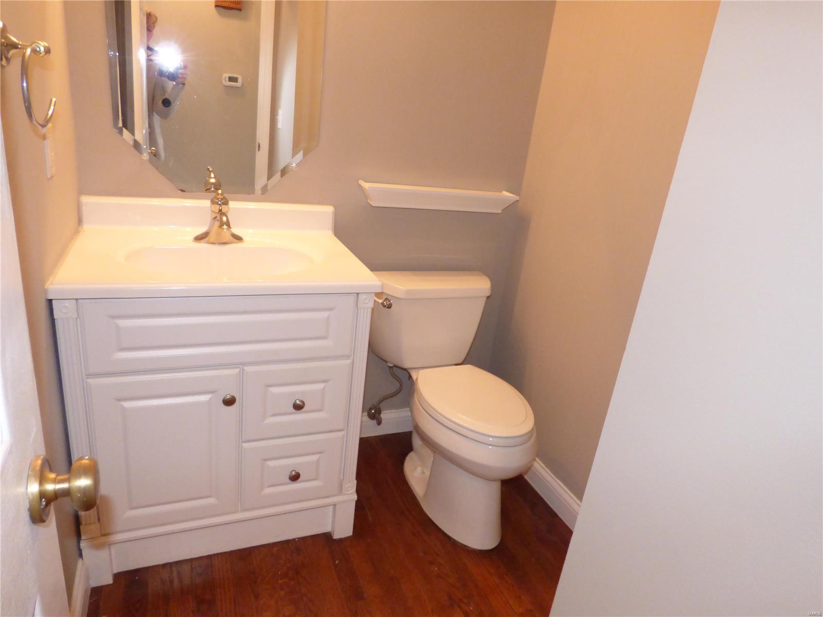 601 Rustic Valley Drive Ballwin, MO 63021 - Photo 8 of 20
