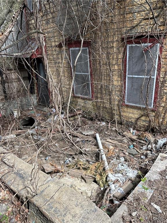 1000 Spring Garden Avenue Pittsburgh, PA 15212 - Photo 14 of 17 a view of a backyard