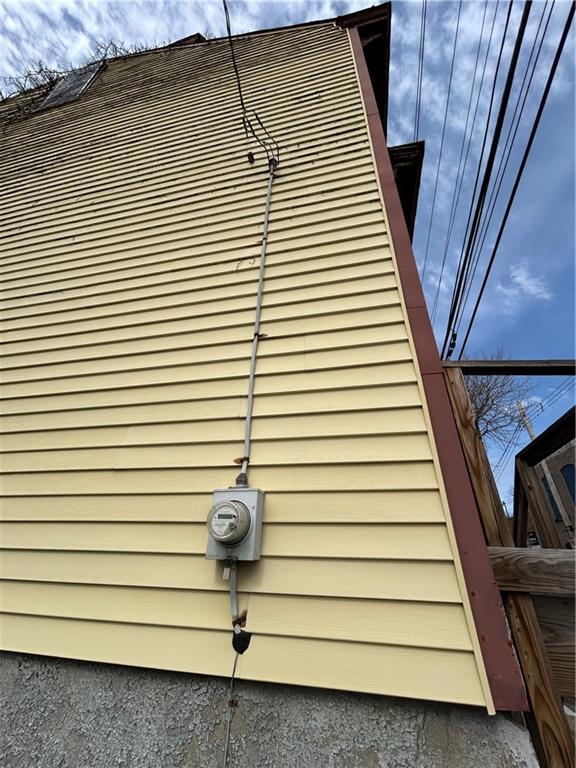1000 Spring Garden Avenue Pittsburgh, PA 15212 - Photo 7 of 17 a view of a balcony with door