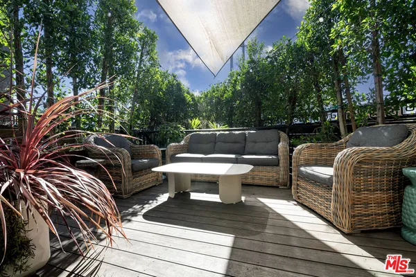 $1,650,000 | 1130 Electric Avenue, Venice, CA 90291