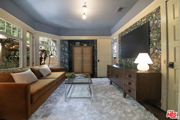$1,650,000 | 1130 Electric Avenue, Venice, CA 90291