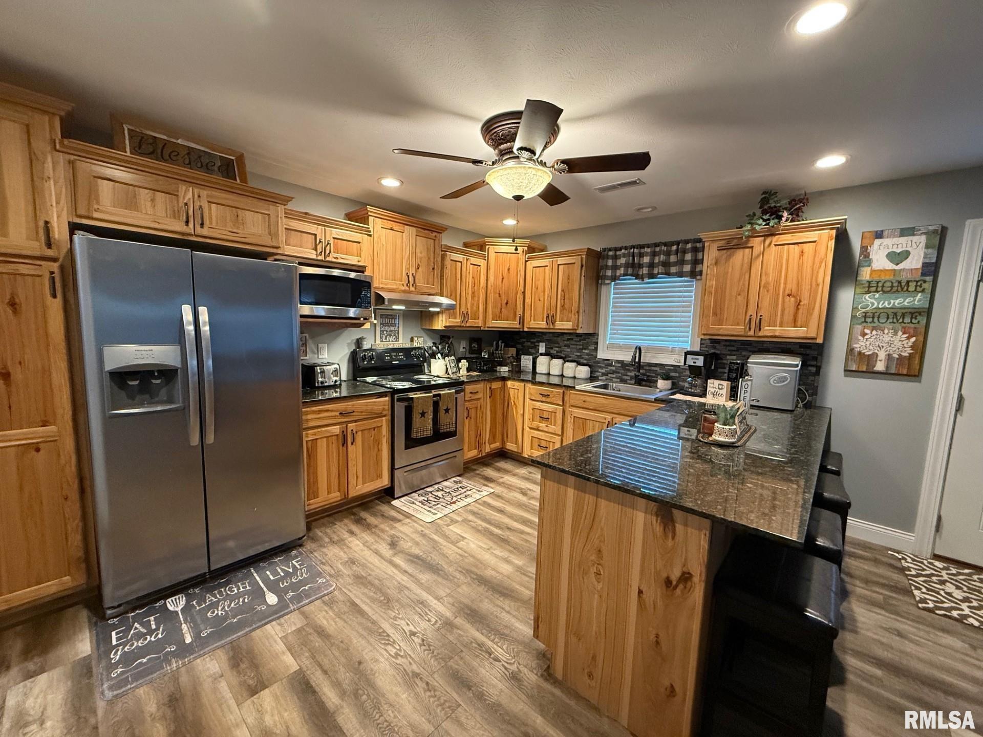 75 Bedrock Ridge, Unit B Elkville, IL 62932 - Photo 8 of 19