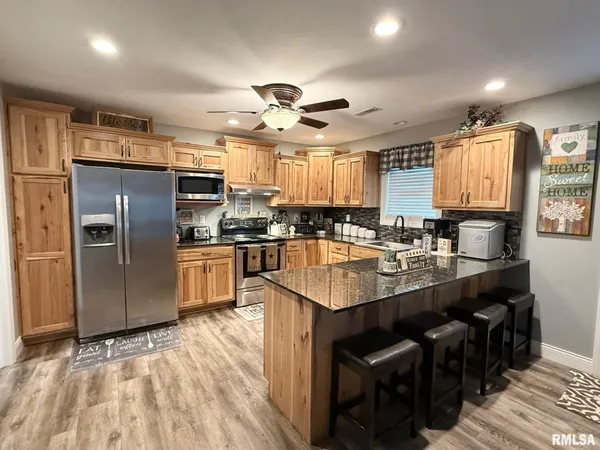 $138,000 | 75 Bedrock Ridge, Unit B, Elkville, IL 62932