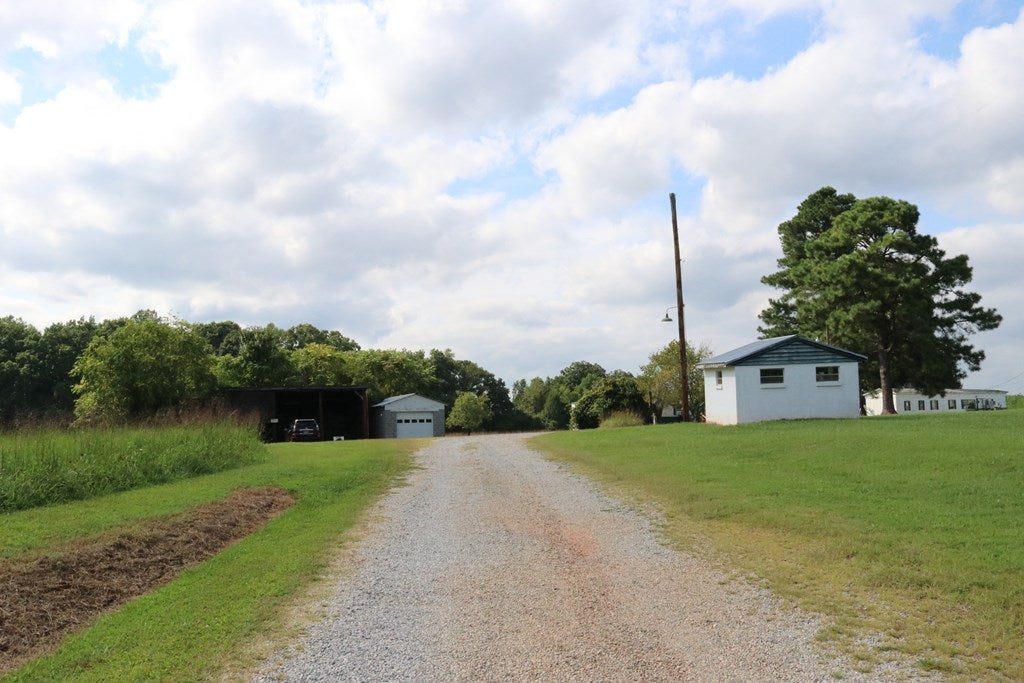 85 Back Hampden Sydney Road Farmville, VA 23901 - Photo 2 of 15 Gallery Image 2
