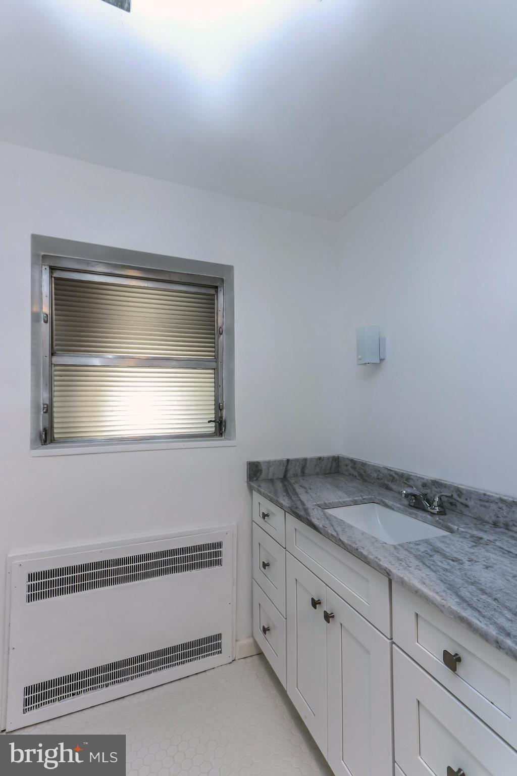 954 South Main Road Vineland, NJ 08360 - Photo 22 of 42 Gallery Image 22