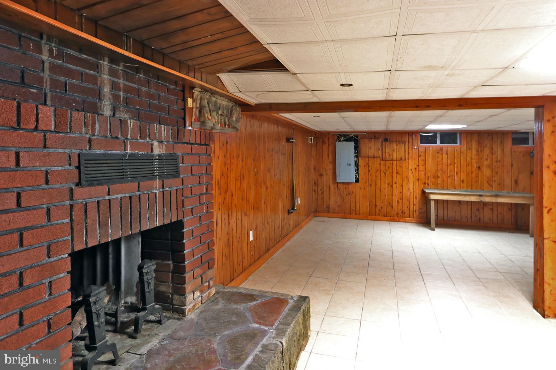 954 South Main Road Vineland, NJ 08360 - Photo 30 of 42 Finished Basement