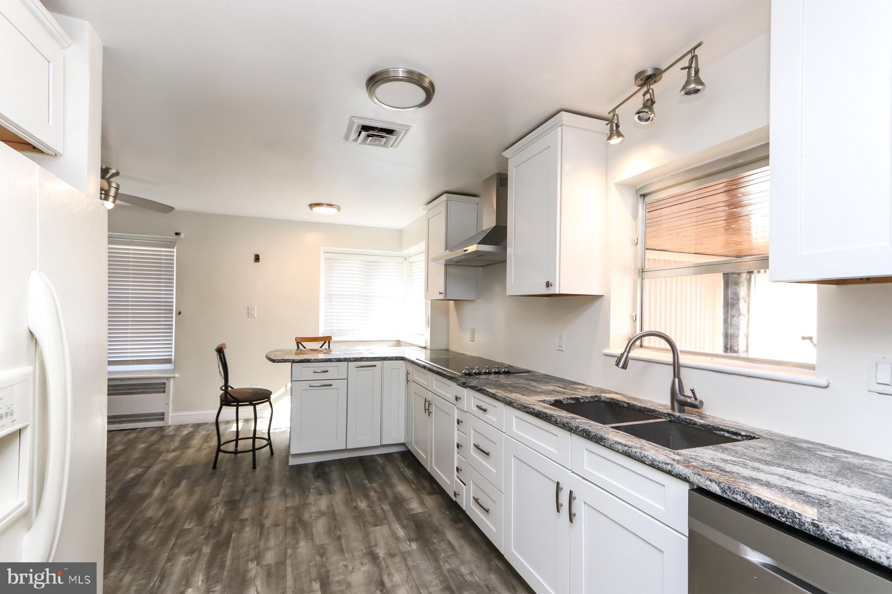 954 South Main Road Vineland, NJ 08360 - Photo 7 of 42 Gallery Image 7