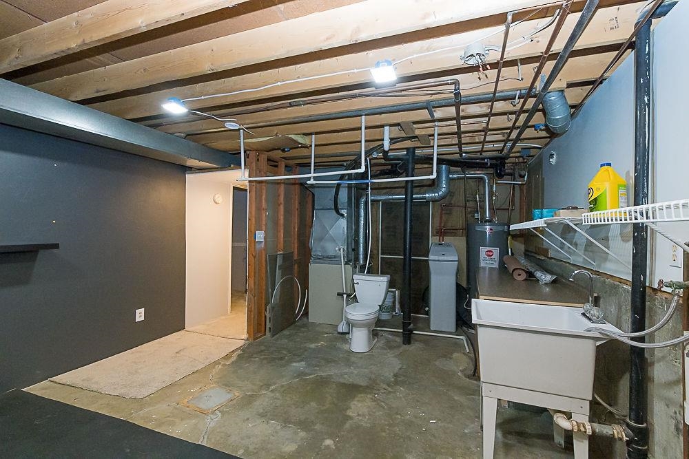 212 Taylor Street Rock Springs, WY 82901 - Photo 32 of 41