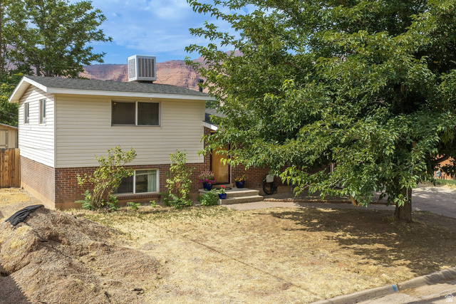 405 Wingate Avenue Moab, UT 84532 - Photo 11 of 37