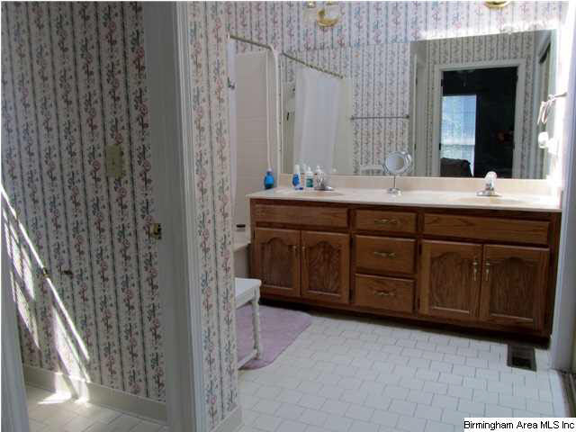 505 Fieldstone Drive Helena, AL 35080 - Photo 8 of 16