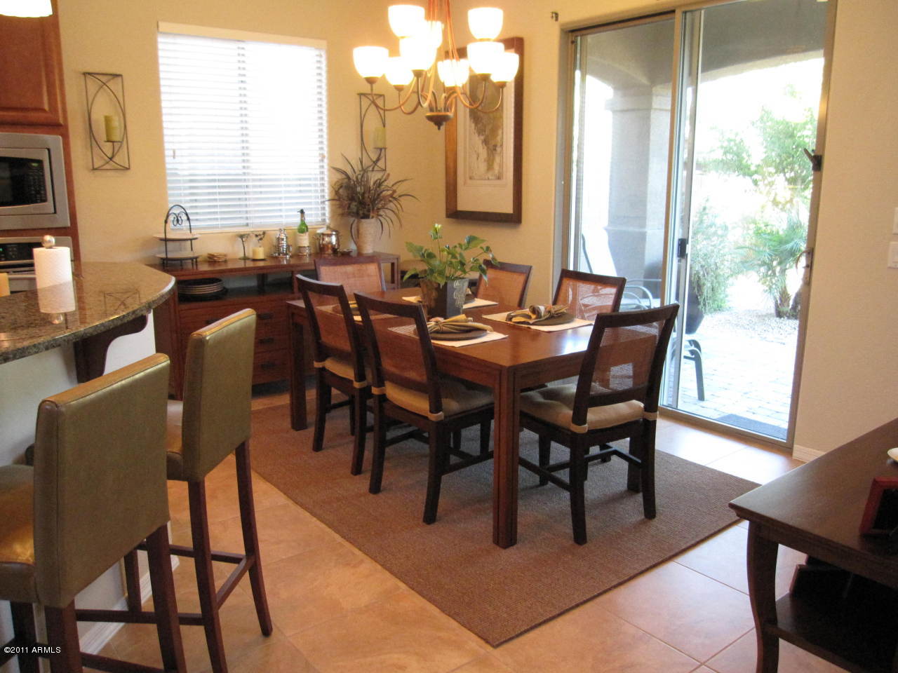 3974 East Hashknife Road Phoenix, AZ 85050 - Photo 3 of 20 Dining Table