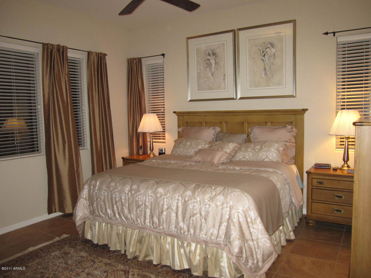 3974 East Hashknife Road Phoenix, AZ 85050 - Photo 10 of 20 Master Bed