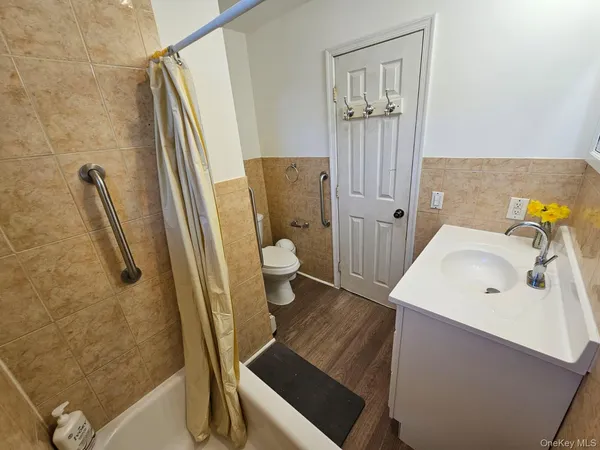 $3,500 | 56 Applegate Drive, Central Islip, NY 11722