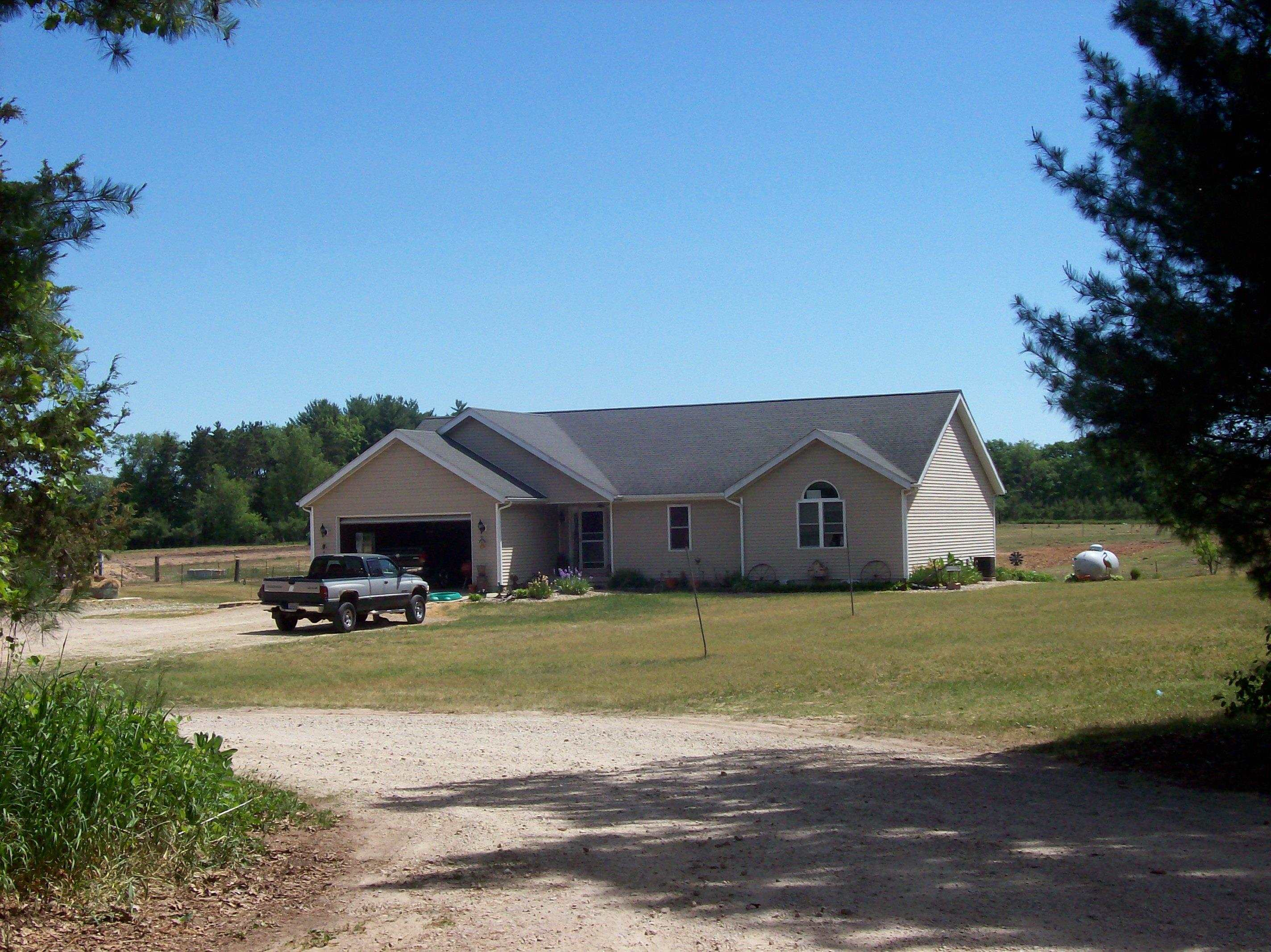 N6702 12th Road Montello, WI 53949 - Photo 6 of 79