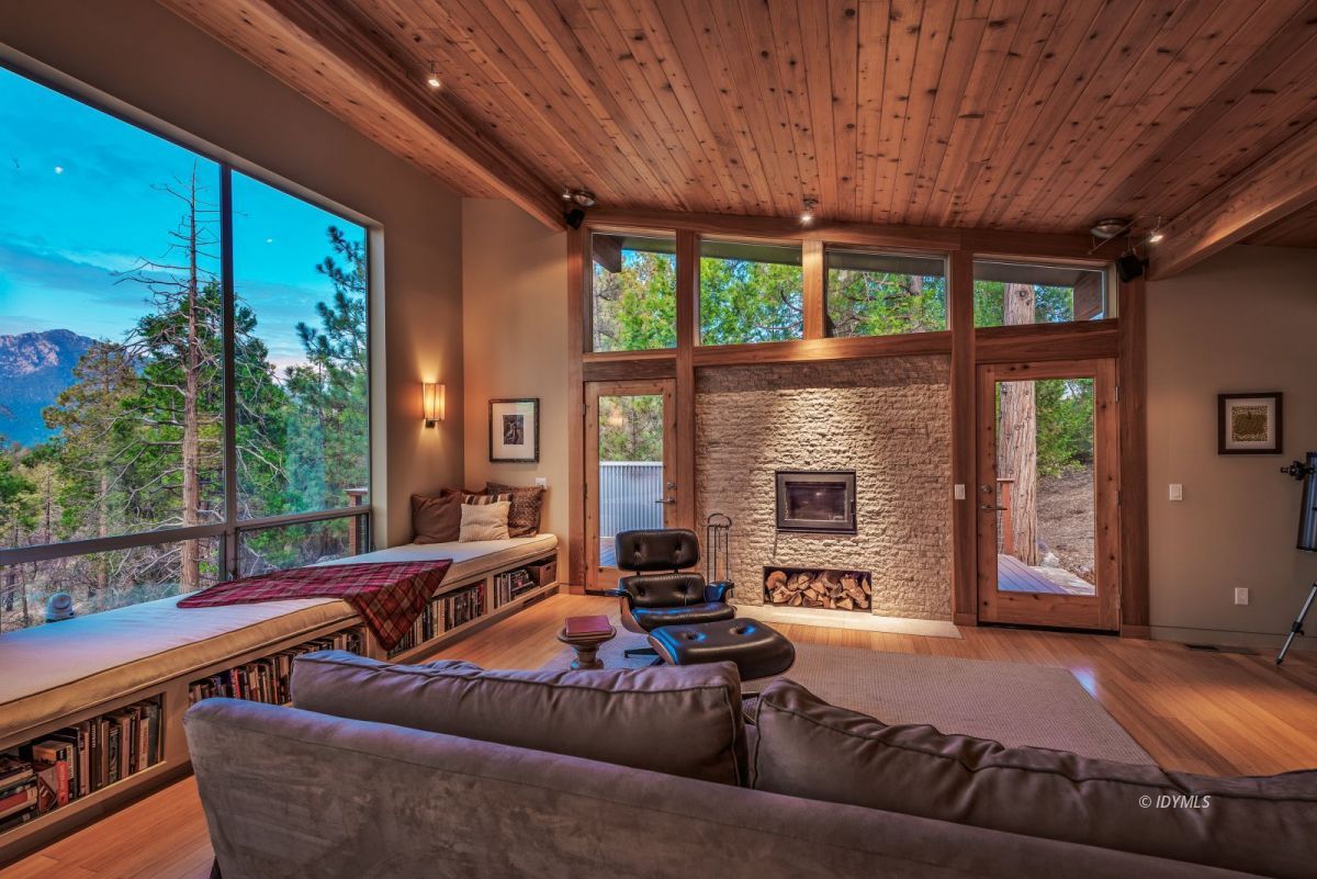 52522 Double View Drive Idyllwild, CA 92549 - Photo 24 of 72 a outdoor living space with furniture and garden view