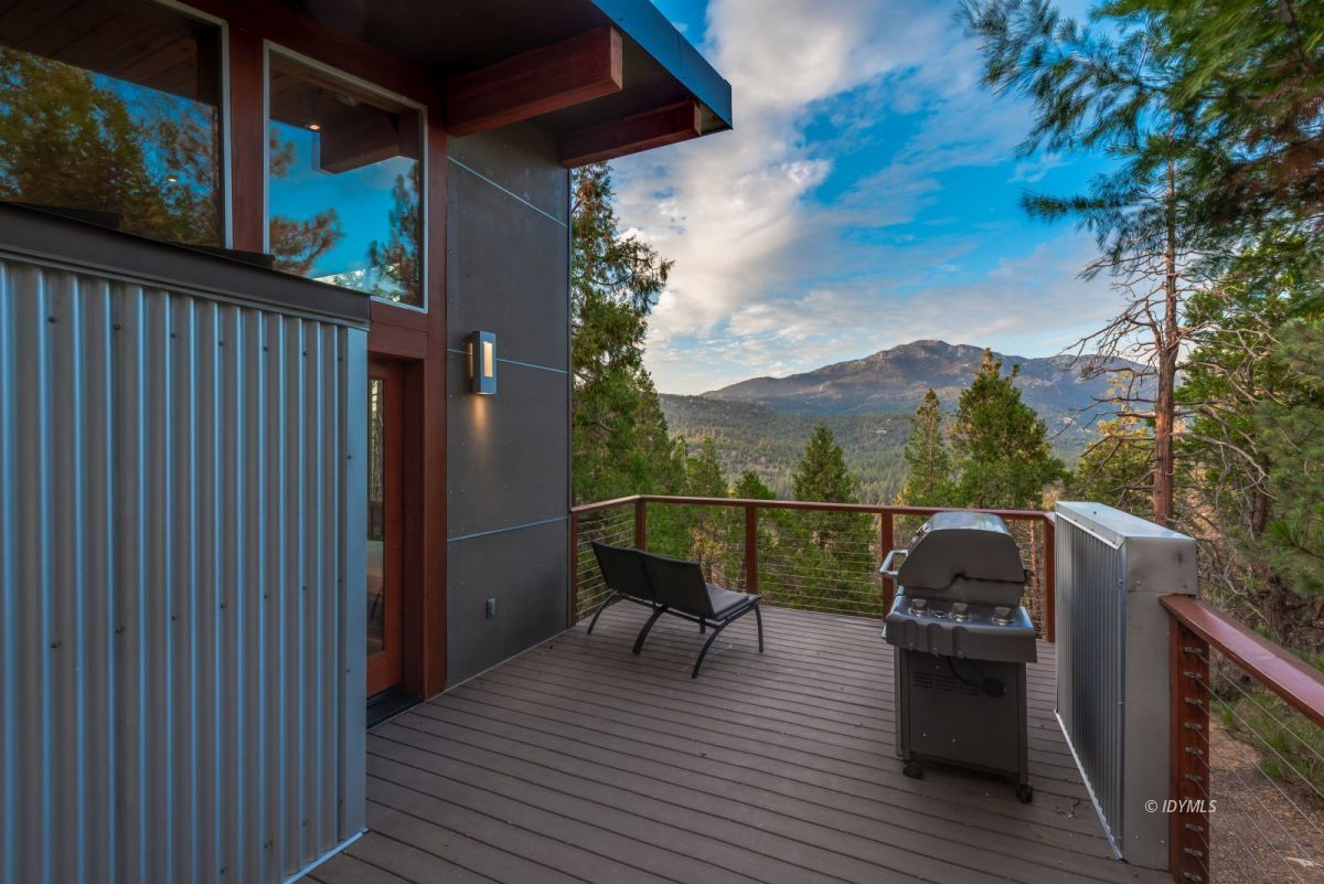 52522 Double View Drive Idyllwild, CA 92549 - Photo 60 of 72 a view of a balcony with furniture
