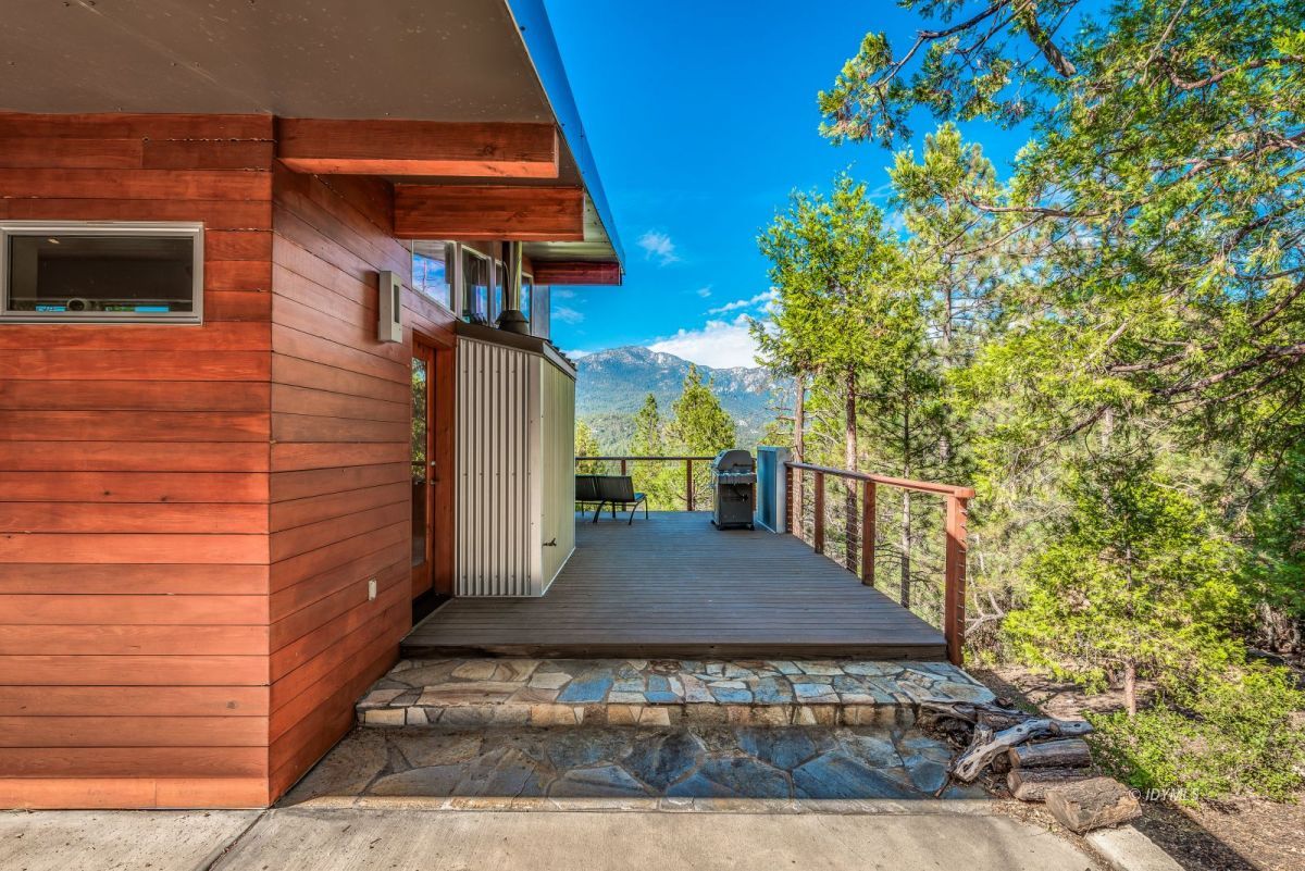52522 Double View Drive Idyllwild, CA 92549 - Photo 7 of 72 a view of a house with a small yard