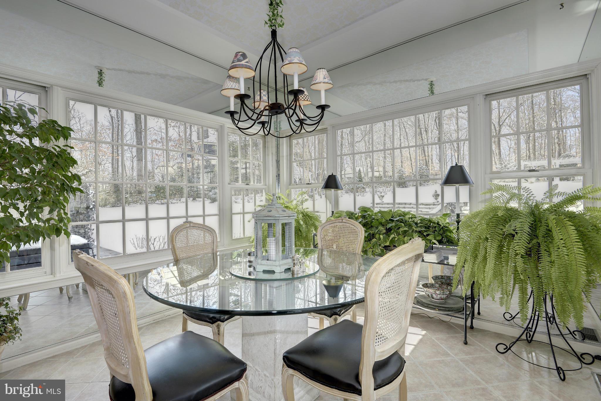 10116 Iron Gate Road Potomac, MD 20854 - Photo 15 of 30 Interior (General)