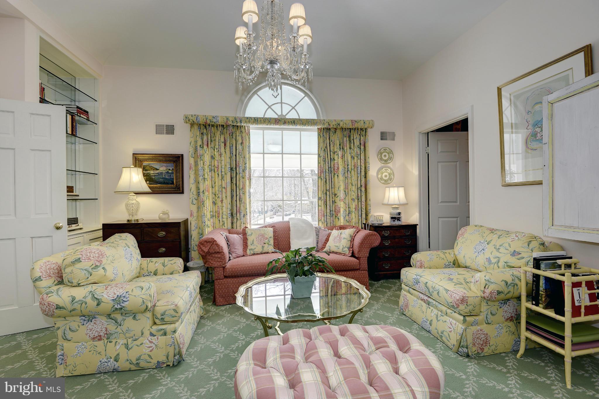 10116 Iron Gate Road Potomac, MD 20854 - Photo 19 of 30 Interior (General)
