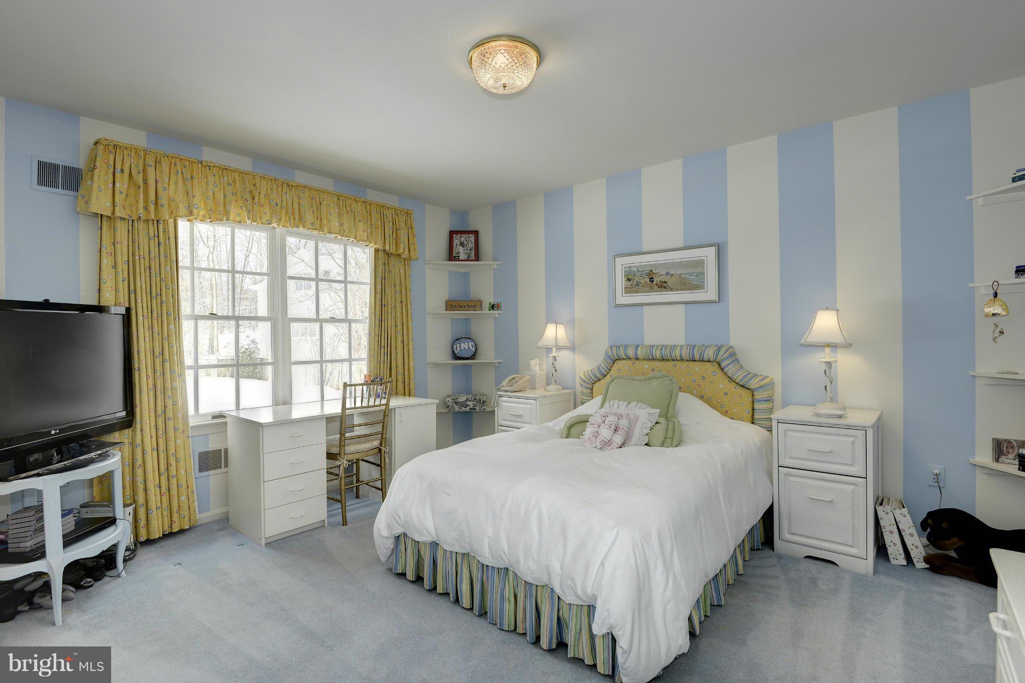 10116 Iron Gate Road Potomac, MD 20854 - Photo 24 of 30 Interior (General)