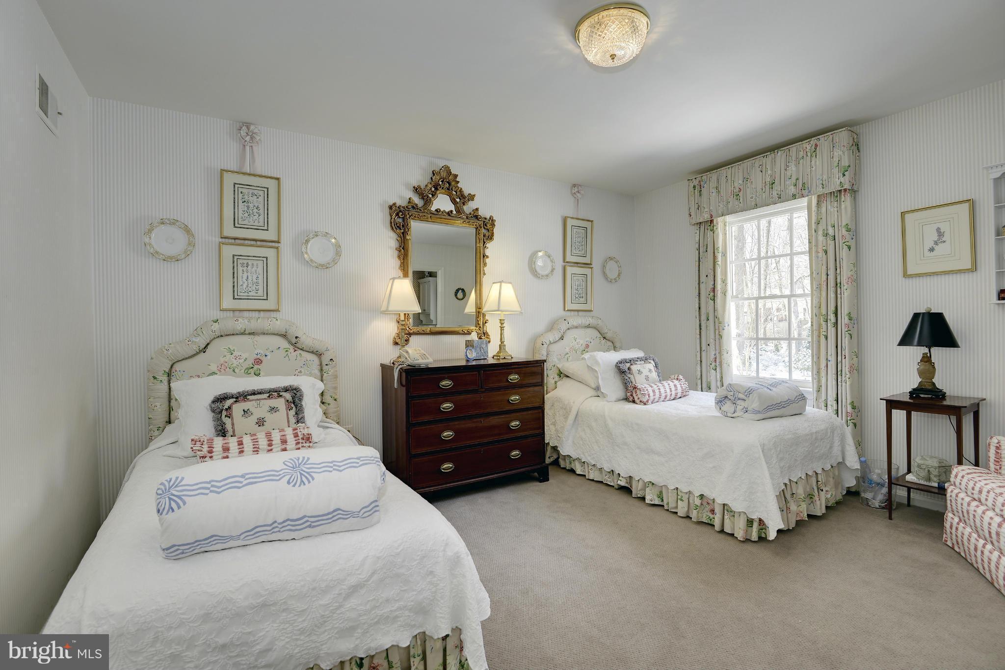 10116 Iron Gate Road Potomac, MD 20854 - Photo 25 of 30 Interior (General)
