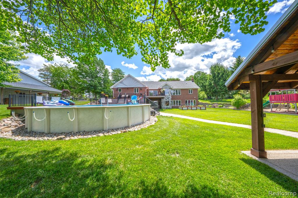 5233 Crawford Road Dryden, MI 48428 - Photo 18 of 95