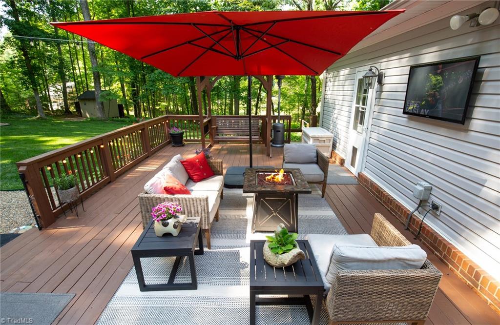 8308 Maloe Court Oak Ridge, NC 27310 - Photo 26 of 39