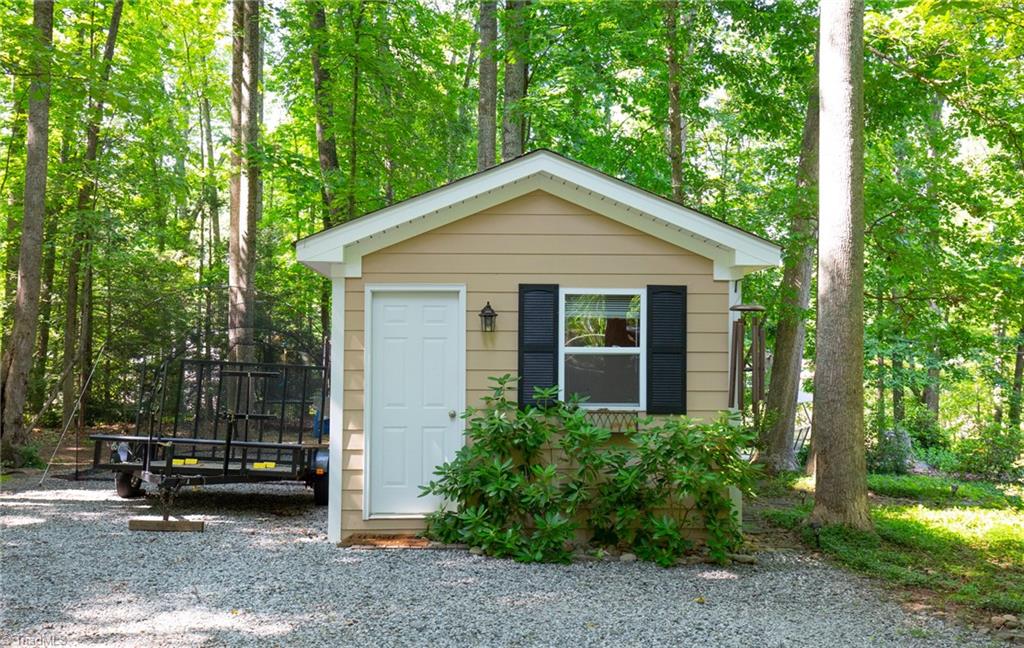 8308 Maloe Court Oak Ridge, NC 27310 - Photo 34 of 39
