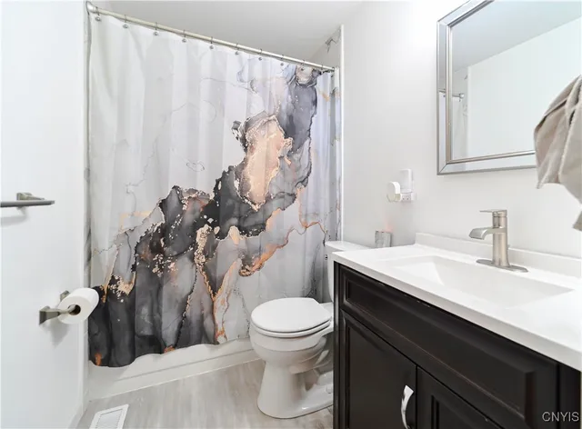 $2,850 | 8003 Bamm Hollow Road, Clay, NY 13041