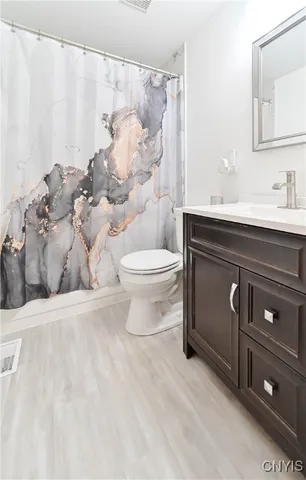 $2,850 | 8003 Bamm Hollow Road, Clay, NY 13041