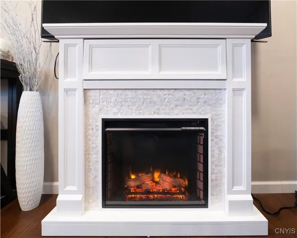 $2,850 | 8003 Bamm Hollow Road, Clay, NY 13041