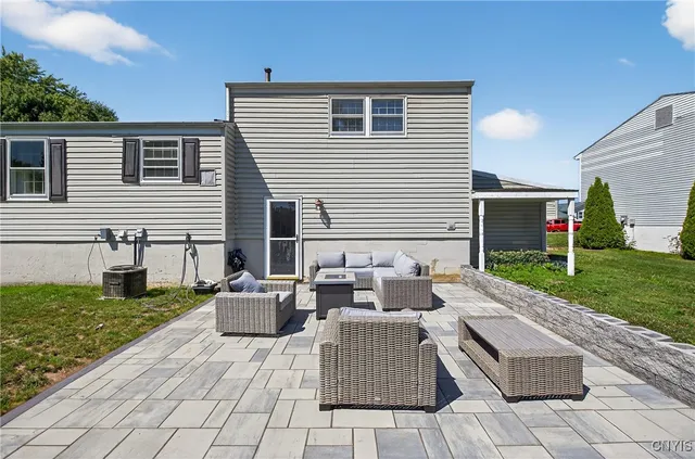 $2,850 | 8003 Bamm Hollow Road, Clay, NY 13041