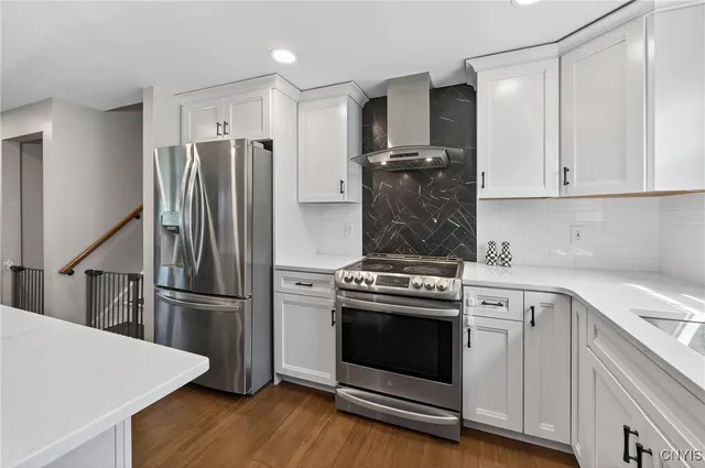 $2,850 | 8003 Bamm Hollow Road, Clay, NY 13041