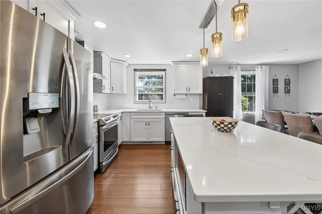 $2,850 | 8003 Bamm Hollow Road, Clay, NY 13041