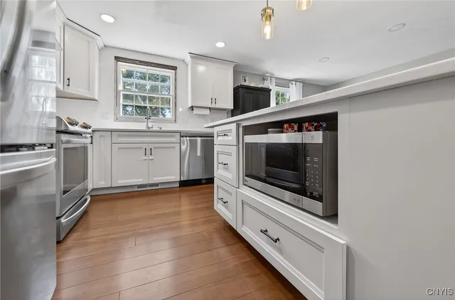 $2,850 | 8003 Bamm Hollow Road, Clay, NY 13041