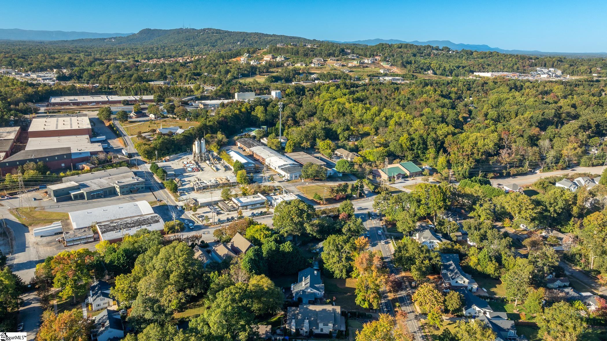 728 Rutherford Road Greenville, SC 29609 - Photo 7 of 8