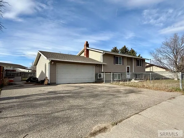 $295,000 | 155 Hummingbird Lane, Shelley, ID 83274