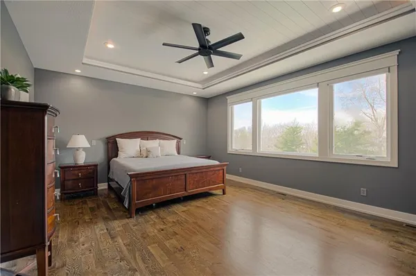 $950,000 | 2002 Foxtail Point, Kearney, MO 64060