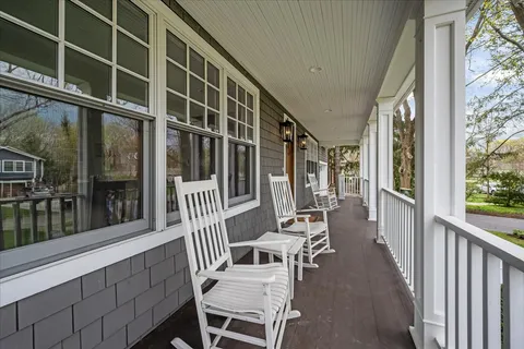 $1,750,000 | 129 Ravine Forest Drive, Lake Bluff, IL 60044