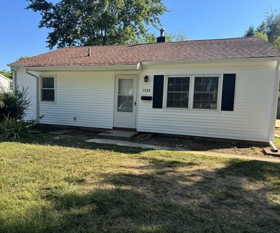 $132,500 | 1024 Eastview Drive, Rantoul, IL 61866