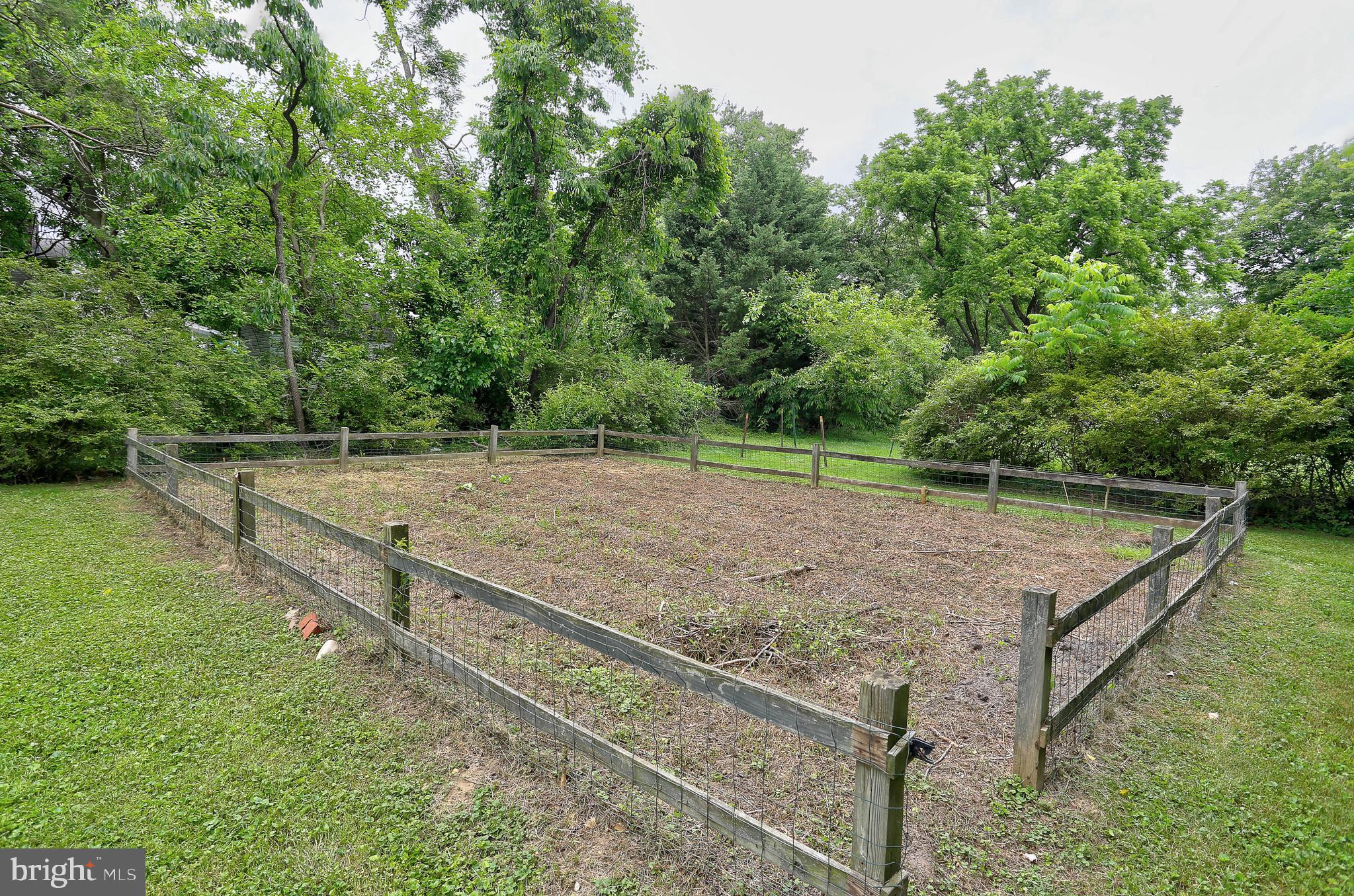 16200 Dorset Road Laurel, MD 20707 - Photo 32 of 37 Gallery Image 32