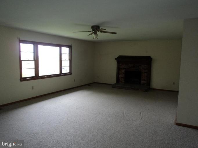 3620 Howard Stup Road Frederick, MD 21703 - Photo 2 of 4 Family Room