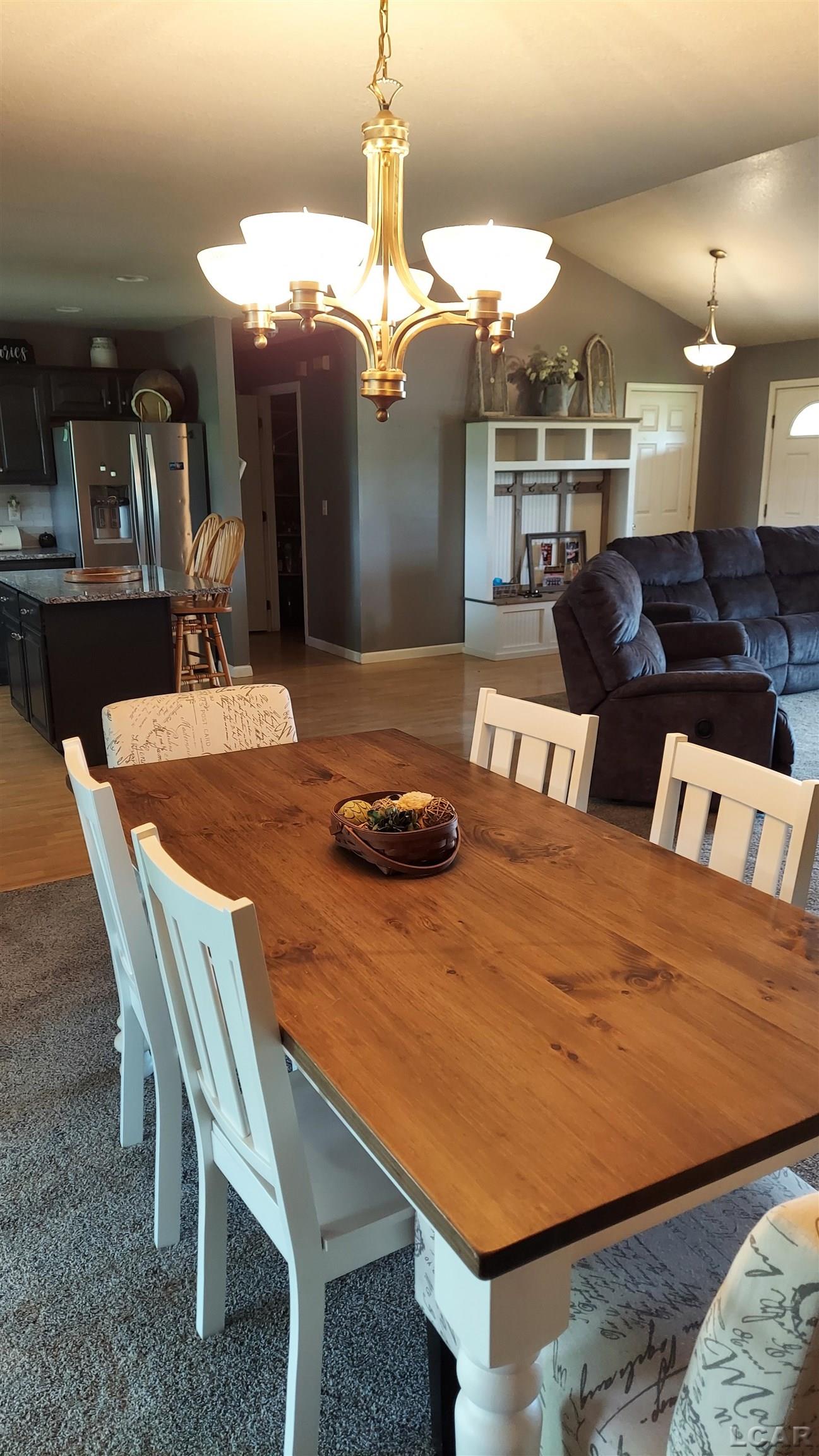 9230 Bramble Road Tecumseh, MI 49286 - Photo 8 of 15 50142121-58c2edb8-fc3a-47d9-889c-b068f461a584.JPG